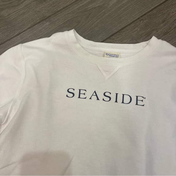 Seaside Crew Neck - Picture 3 of 5